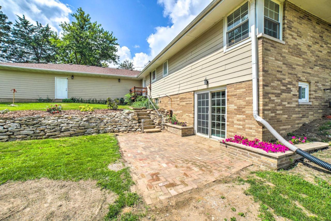 Bloomington Family Home - Private Deck And Yard Екстериор снимка